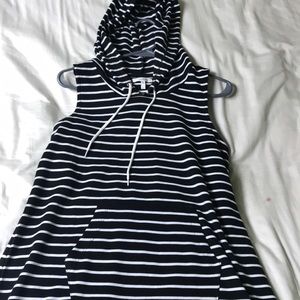 Sleeveless hoodie dress